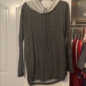 Tunic hoodie with lace hood